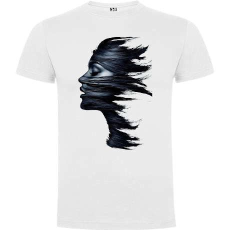 T-shirt maniche corte. Viso di donna
