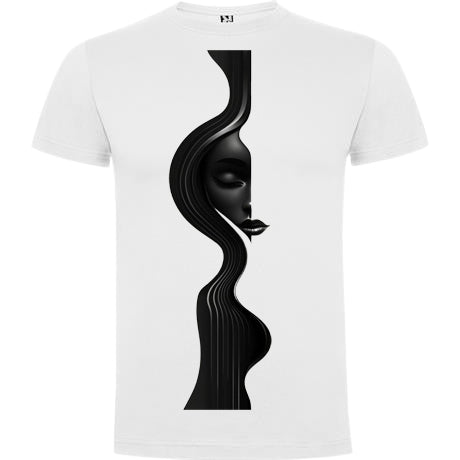 T-shirt maniche corte. Viso di donna